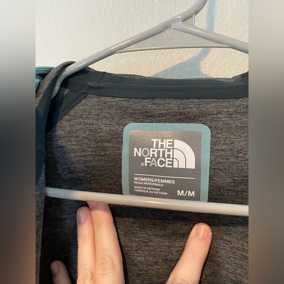 The North Face Gore-Tex Full Zip All Weather Jacket - Picture 4 of 6